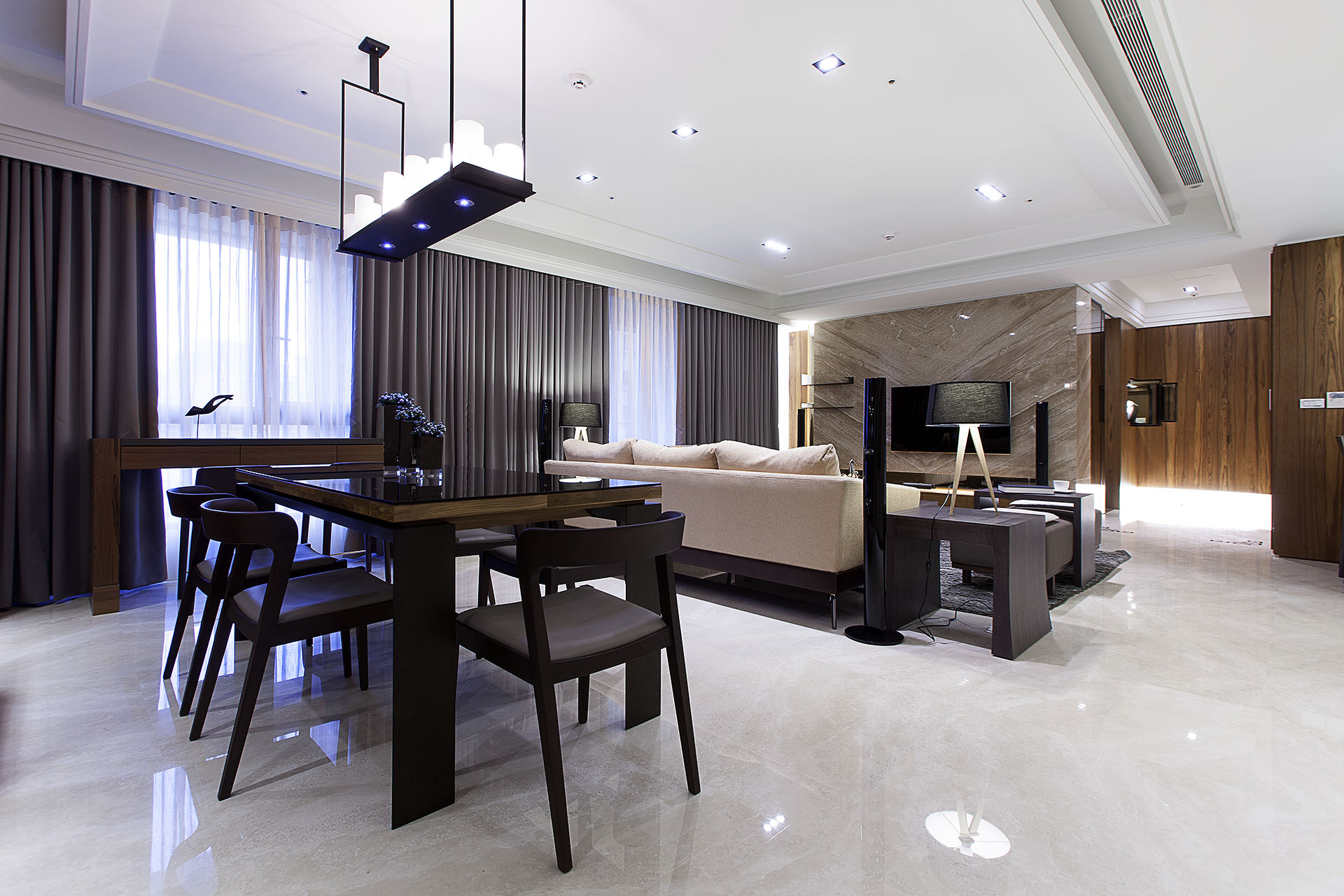 港台.jpg 绿港装饰.jpg